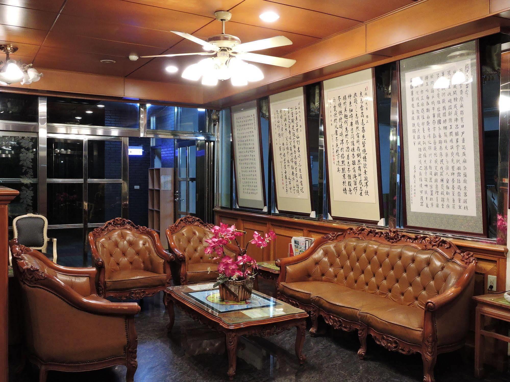 Longchi Hot-Spring Hotel Jiaoxi Exterior photo